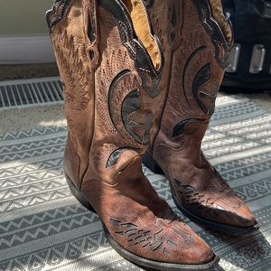 Women’s boots
